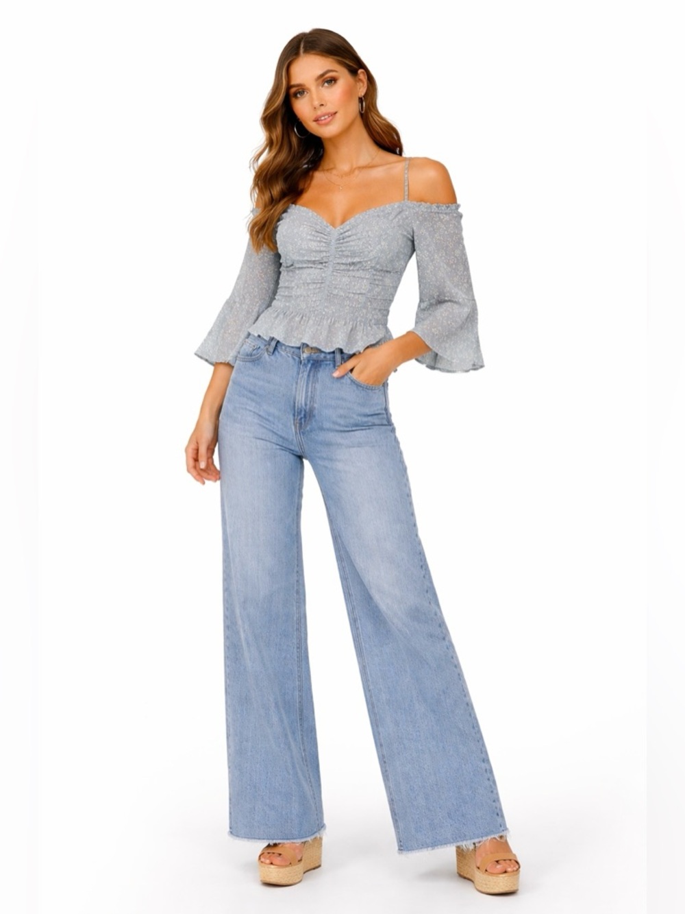 ASTR the Label Cold Shoulder Ruched Sweetheart Neckline Flutter Sleeves Size M